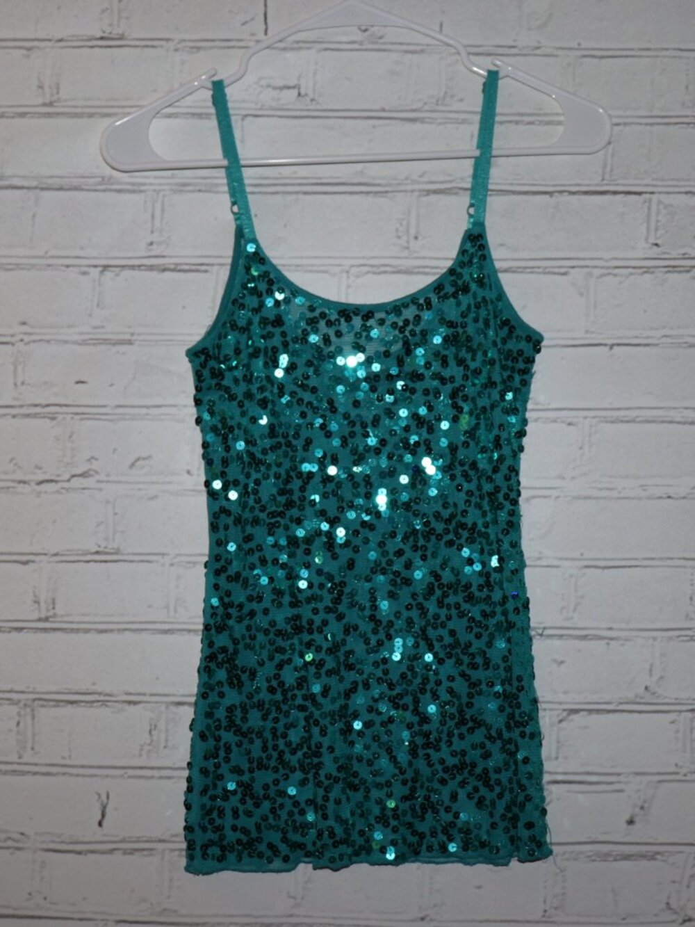 ✨ DEB Sequin Tank Top • XS • 2010s Era ✨